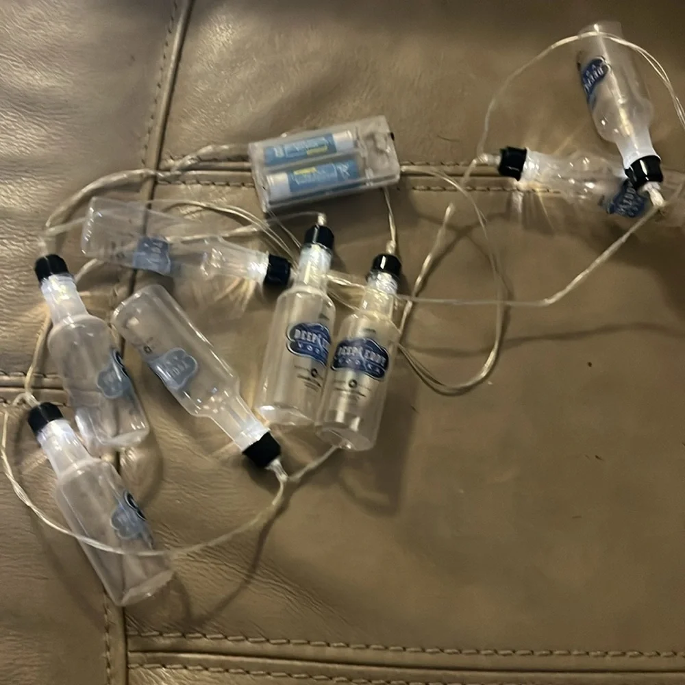 Deep Eddys string lights